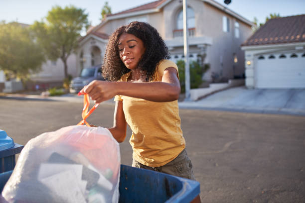 Best Construction Debris Removal  in Manhasset, NY
